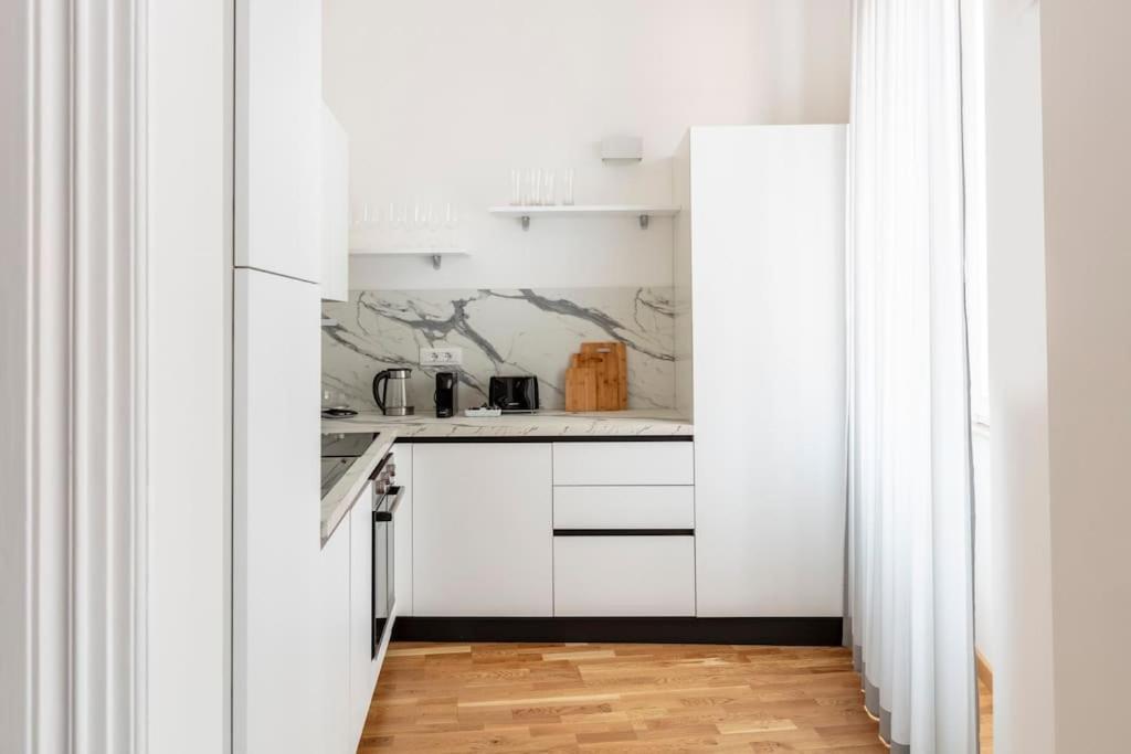 Sjr Luxury Apartment Trevi Fountain Roma Dış mekan fotoğraf