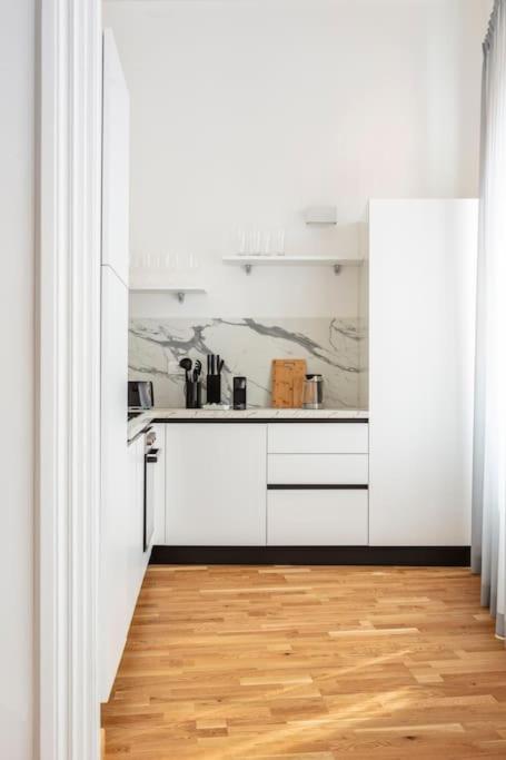 Sjr Luxury Apartment Trevi Fountain Roma Dış mekan fotoğraf