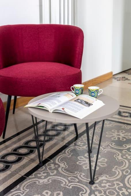 Sjr Luxury Apartment Trevi Fountain Roma Dış mekan fotoğraf